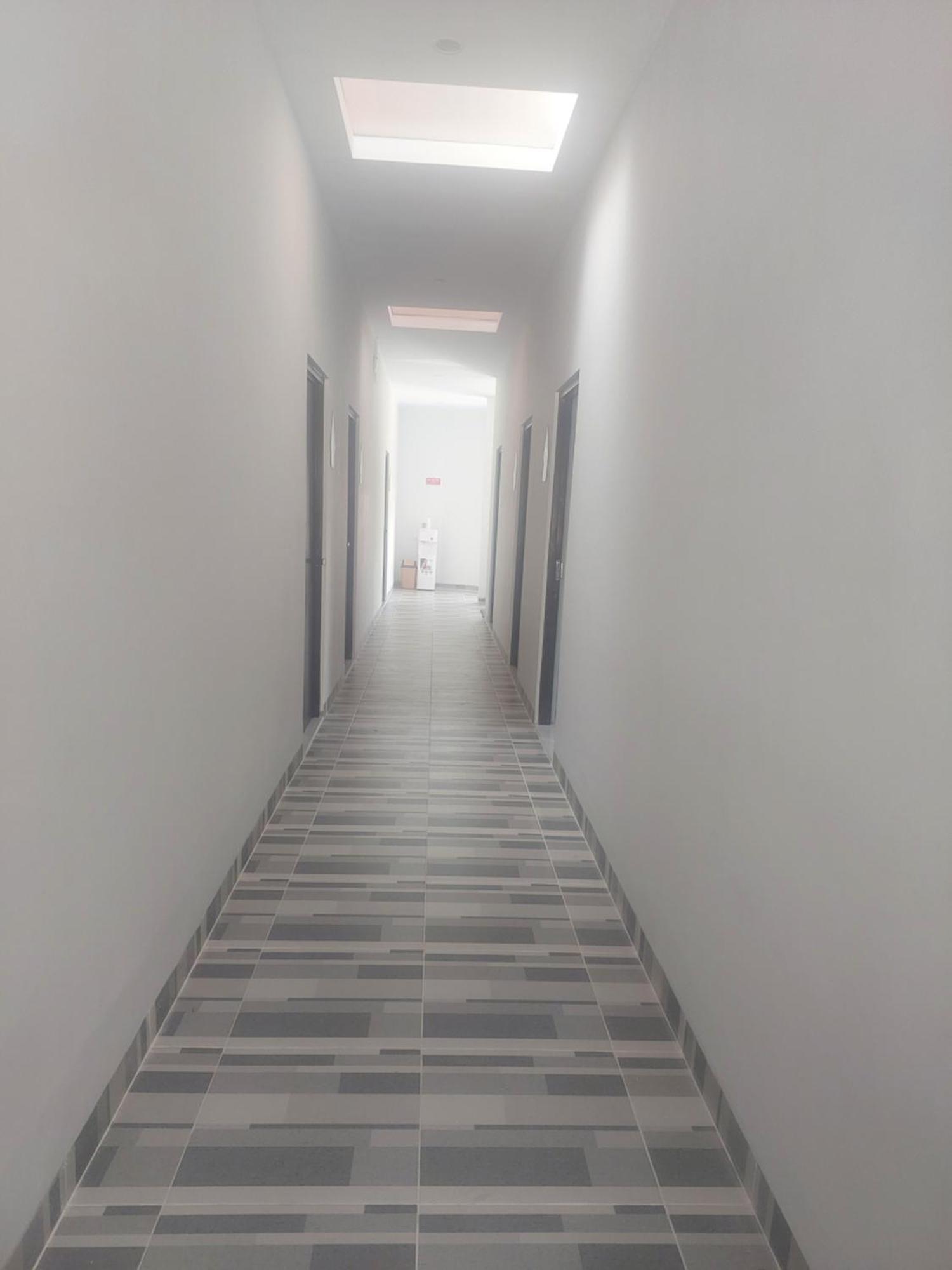 ホテル Oke Living Syariah スラカルタ エクステリア 写真